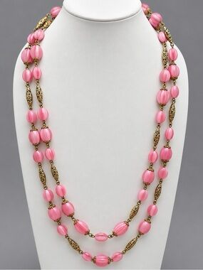 🎃🎃🎃Vintage Czech Glass Double strand of Beads